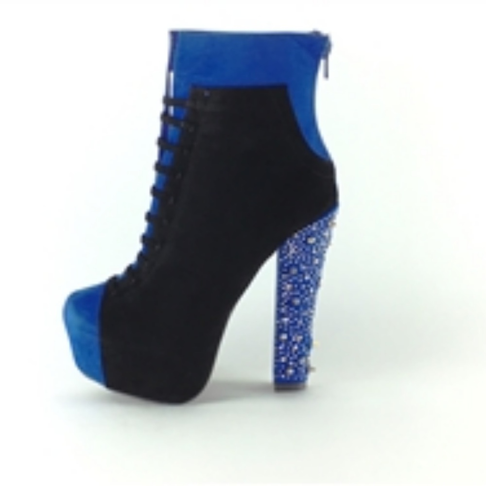 Spiked Booties - Picture 3 of 4
